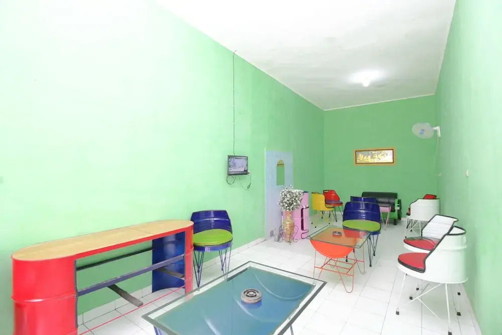 Airy Urip Sumoharjo Gang Bintara Satu 214 Bandar Lampung