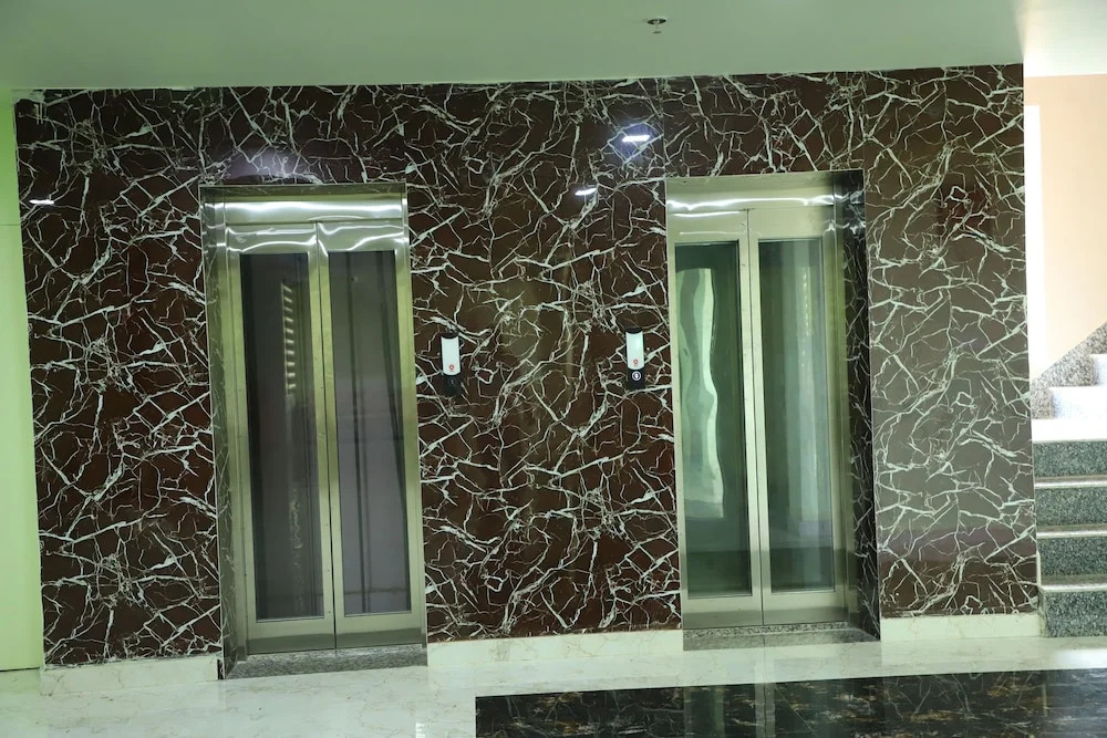 HOTEL AMAR PALACE BHARATPUR