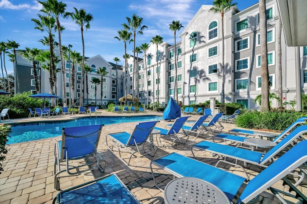 8 Mins to Disney NO Resort Fees Free Park Shuttle