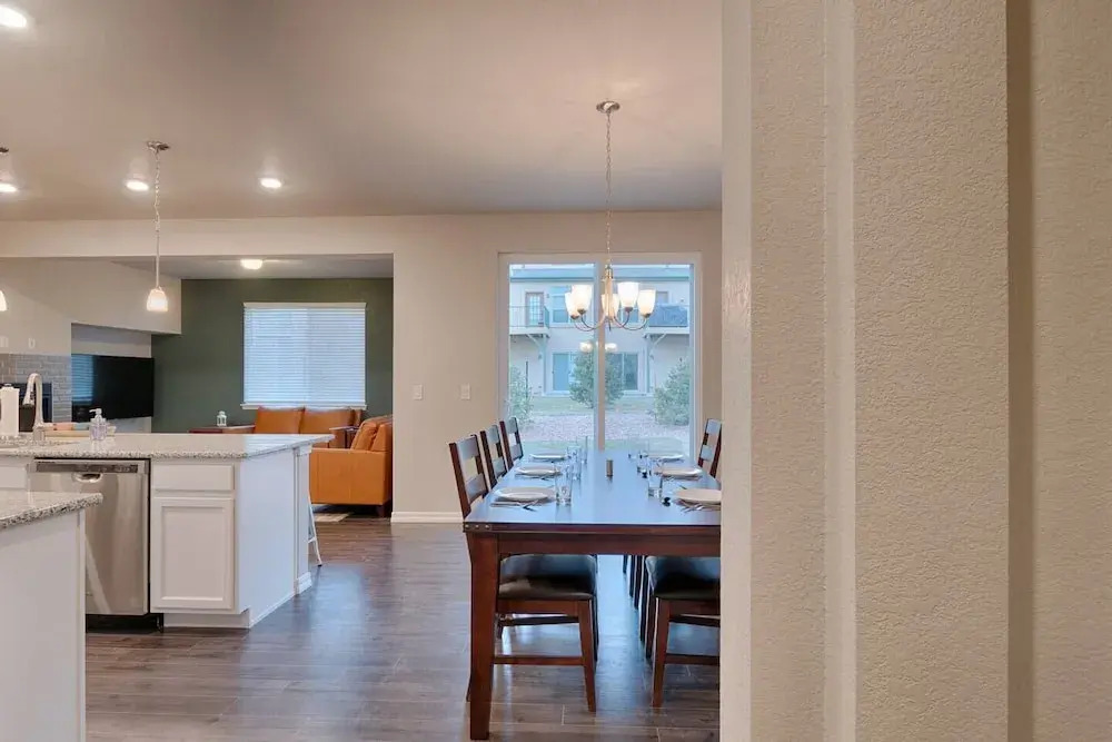 3BR Mtn Viewsluxury Townhomecentral Locationac