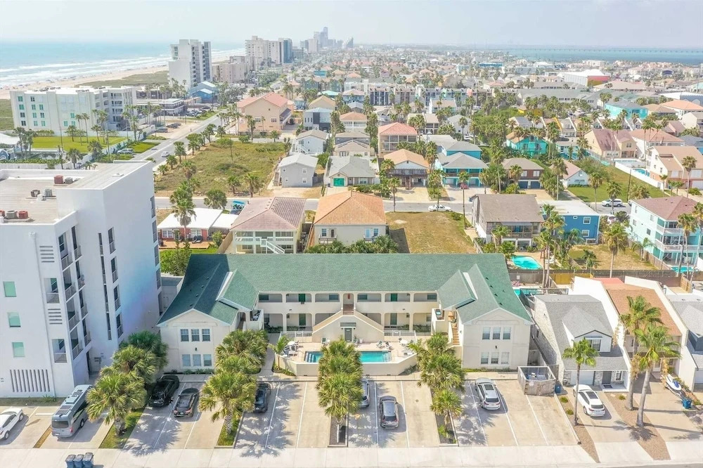 Sun Dancer 5 2 Bedroom Condo by RedAwning