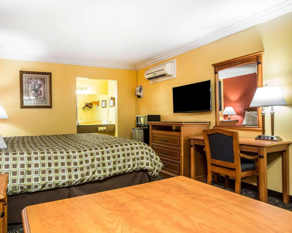 Rodeway Inn Temecula