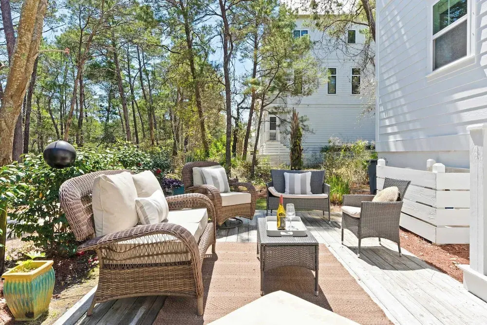 Near Inlet Beach Access&lake Powell, Pool, Patio Lounge G'day 30A by Avantstay