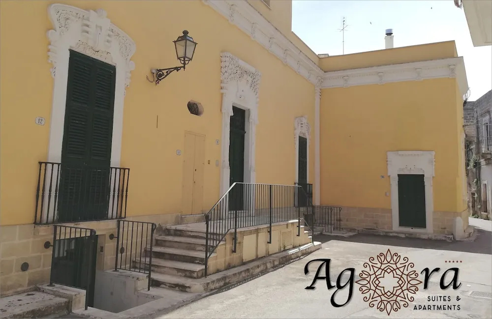Agorà Suites & Apartments