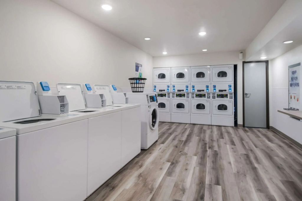 WoodSpring Suites Portland Vancouver