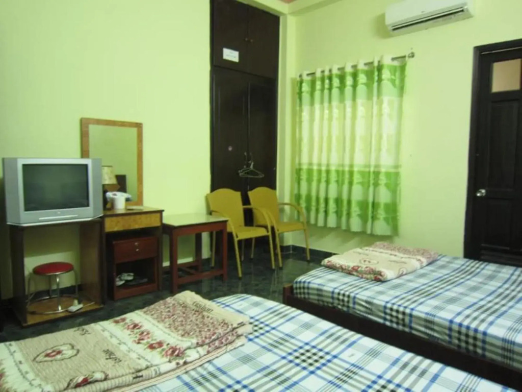 Hoa Thinh Hotel