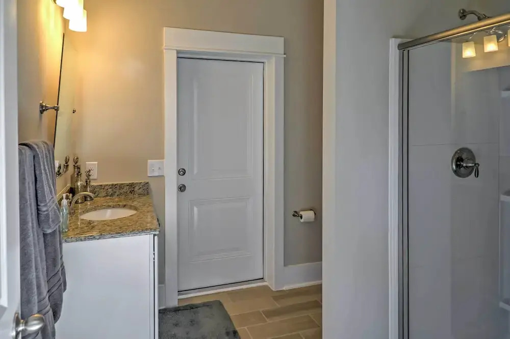 1 Block to Beach! Breezy Myrtle Beach Getaway