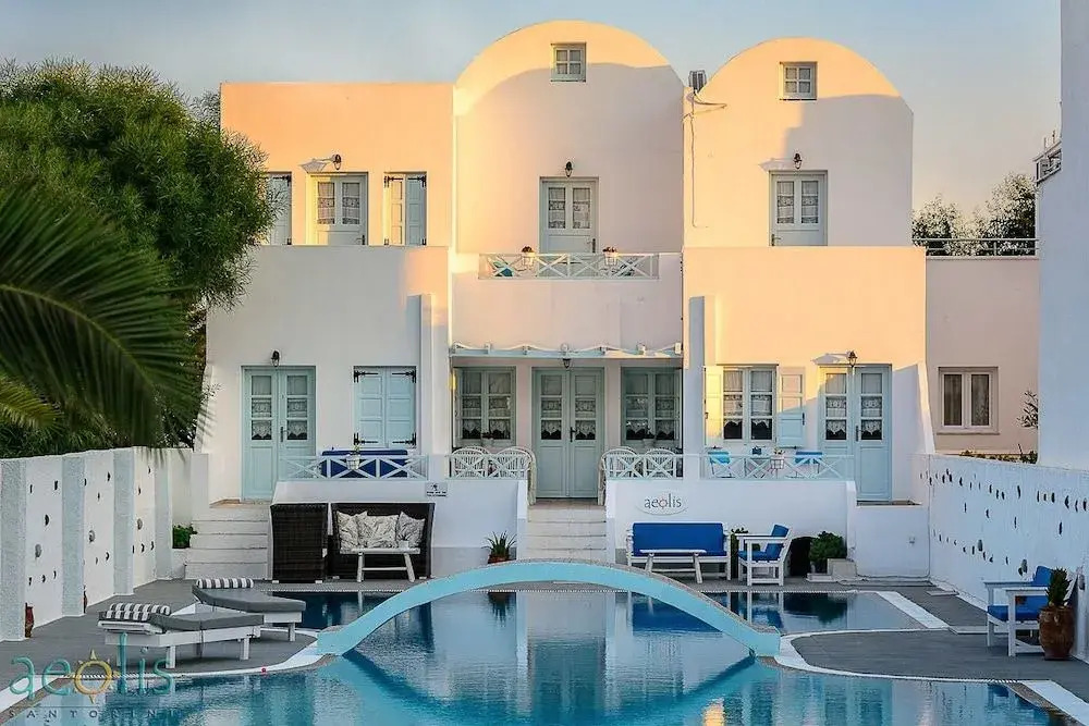 Aeolis Santorini