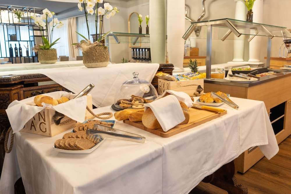 Adaastra Boutique Hotel