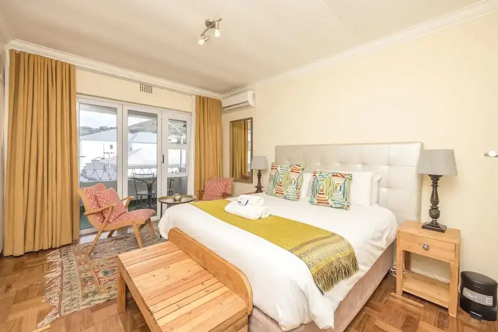 Vibrant and Safe 2 Bedroom Apartment