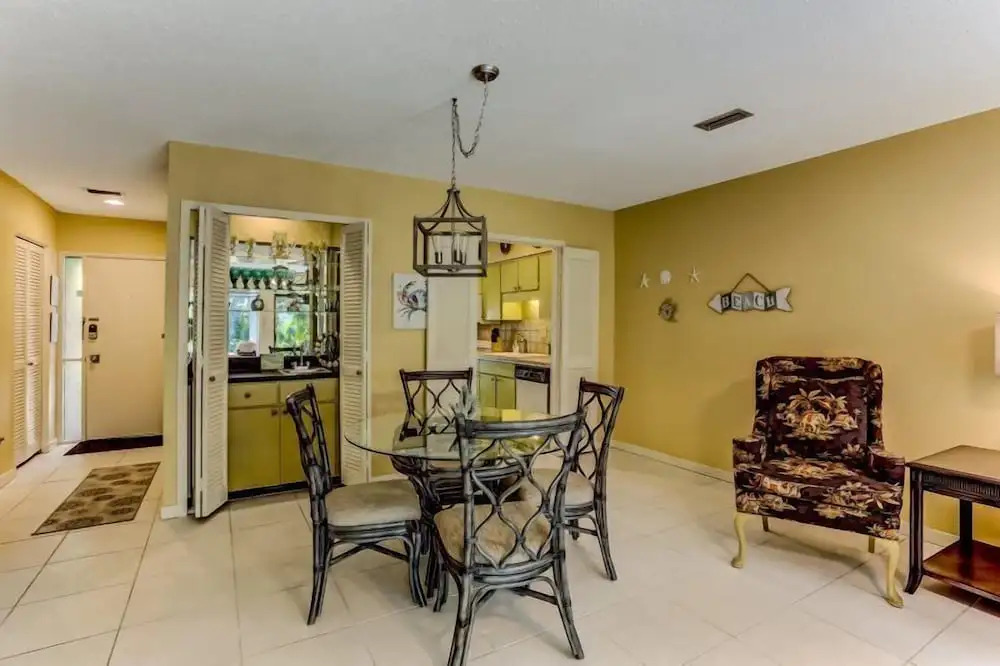 1217 Lagoon Villas