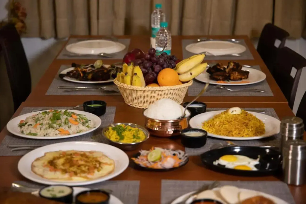 Villa Grand Hotel Near Kempegowda International Airport
