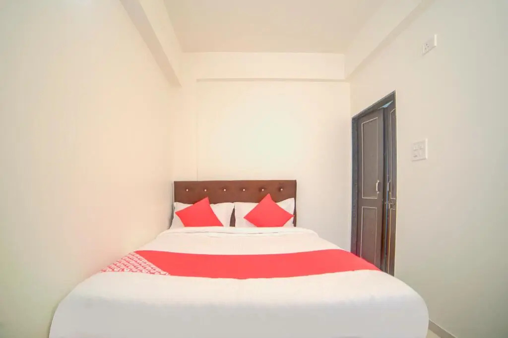 Hotel Sai Leela by OYO Rooms