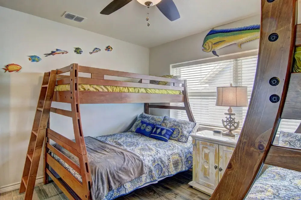 Buena Vista 3 Bedroom Condo by RedAwning