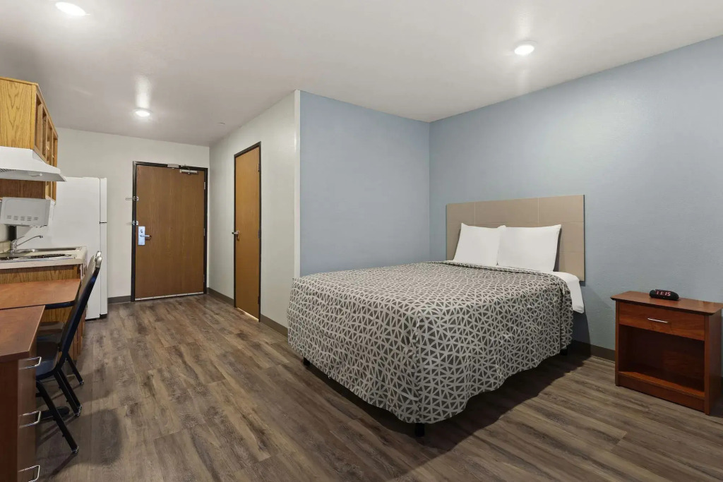Woodspring Suites