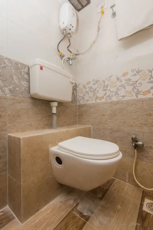 OYO 24504 Sion Residency