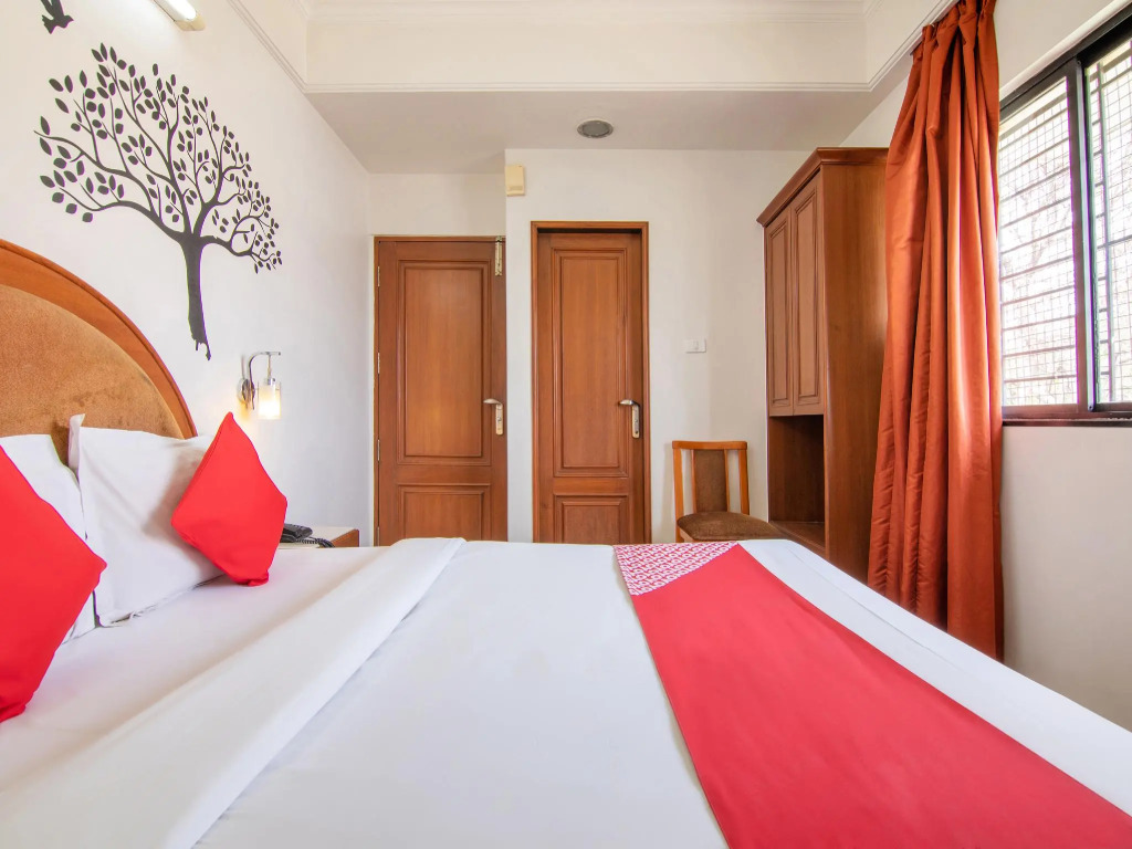 OYO 765 Hotel Sunil Residency
