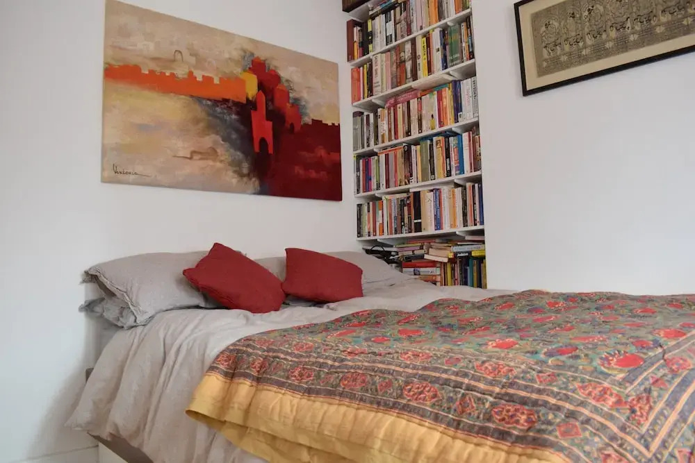 South London Flat With Balcony