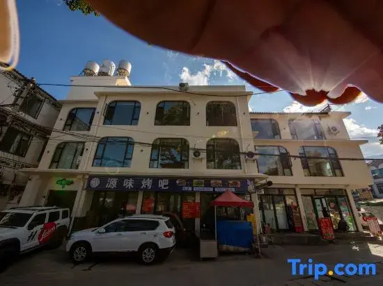 Qiuyue S Bay Light Luxury Homestay
