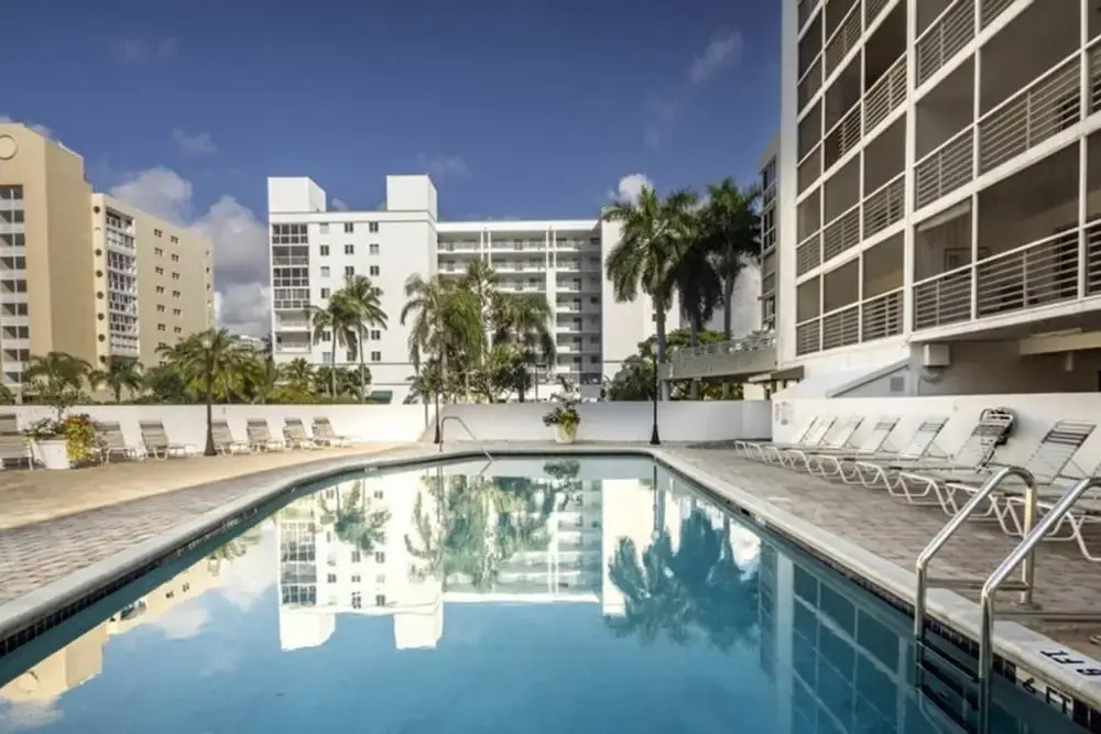 Le Frontenac 204 by Go Florida Condo Sunny Isles