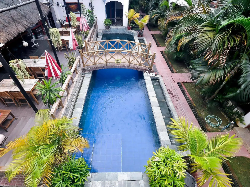 Nirvana Beach Resort