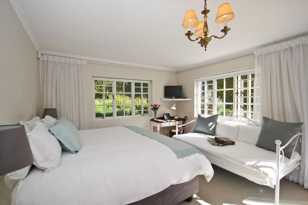 Beluga of Constantia Guest House