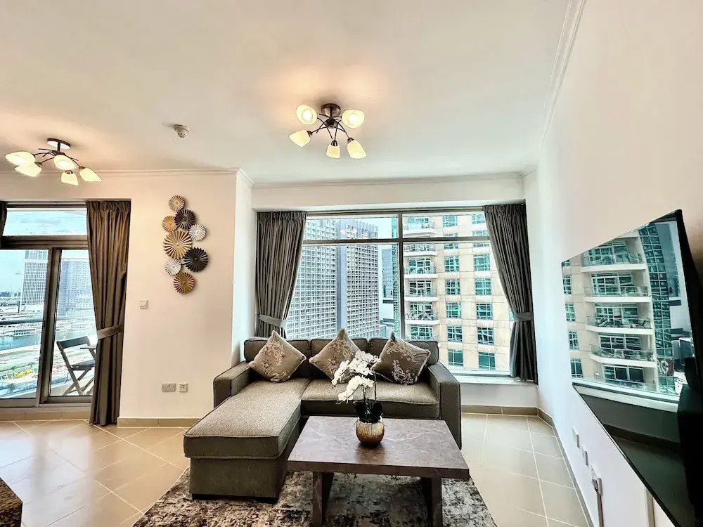 Lux BnB Burj Views