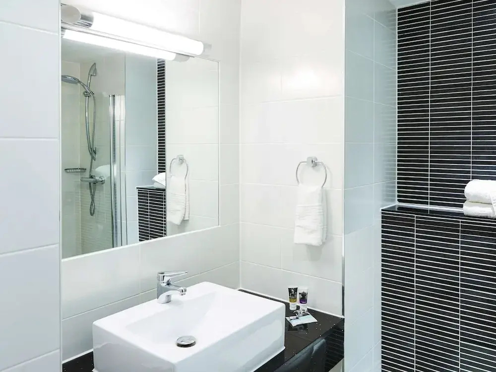 Mercure St Helens