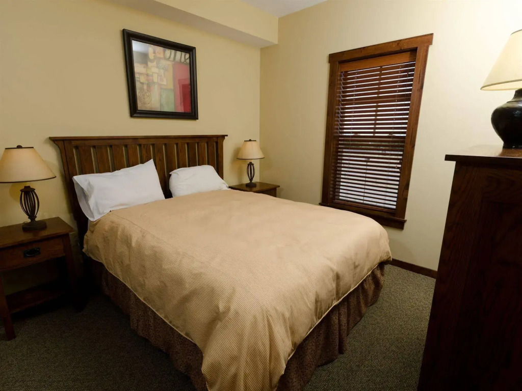 Soaring Eagle Lodge