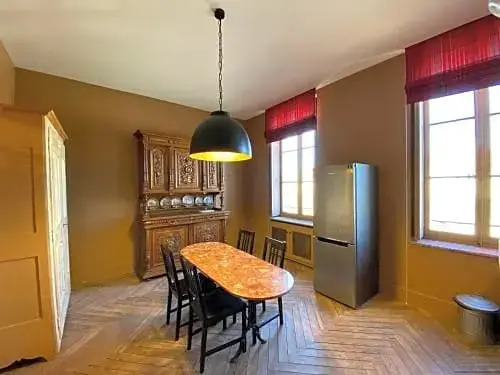 Demeure Saint Louis Historic manor, City 700m, free parking,A C,Clim,WIFI, city view, Garden
