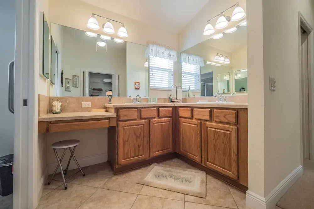 Gayle Mill Drive 1384 by White Pelican VR