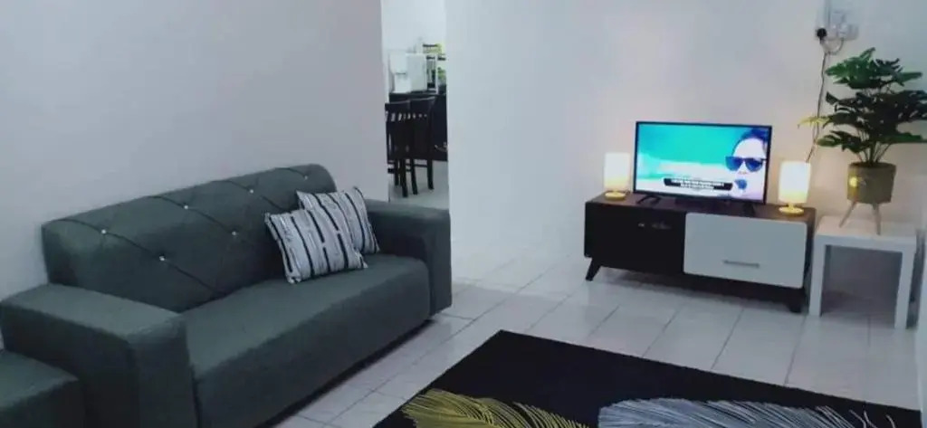 Lily's Homestay @ Teluk Kemang, Port Dickson
