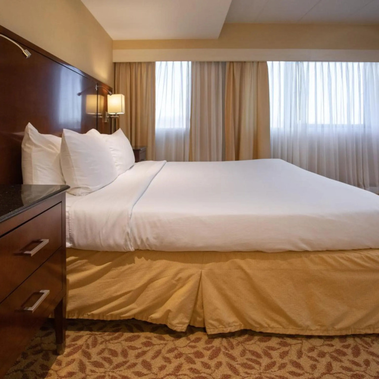 Jakes 58 Casino Hotel