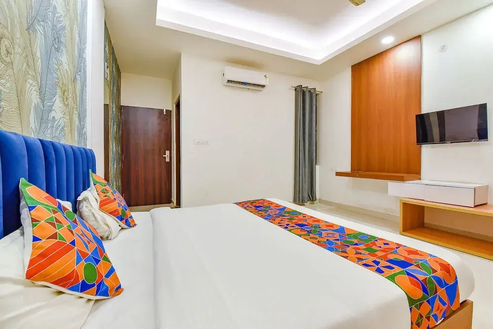 Fabhotel Alexa