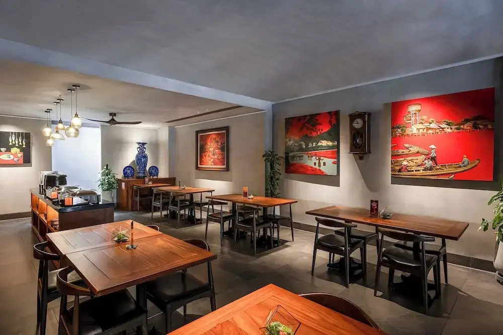 Triple E Hotel Metro Ben Thanh