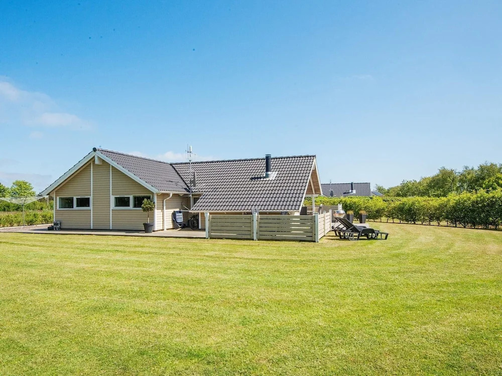 Cozy Holiday Home in Hemmet with Sauna