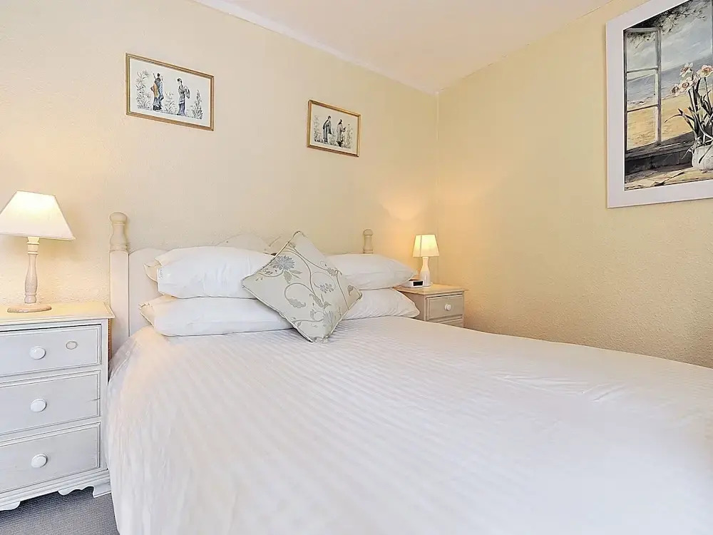 4/5 Georges Square