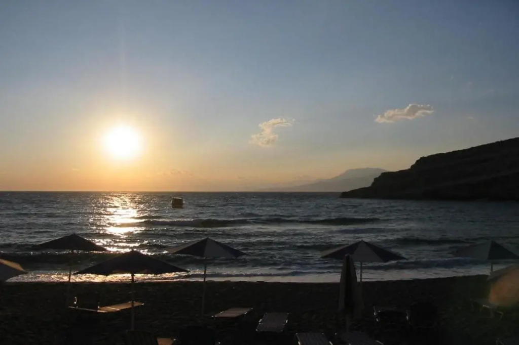 Eva Marina Hotel