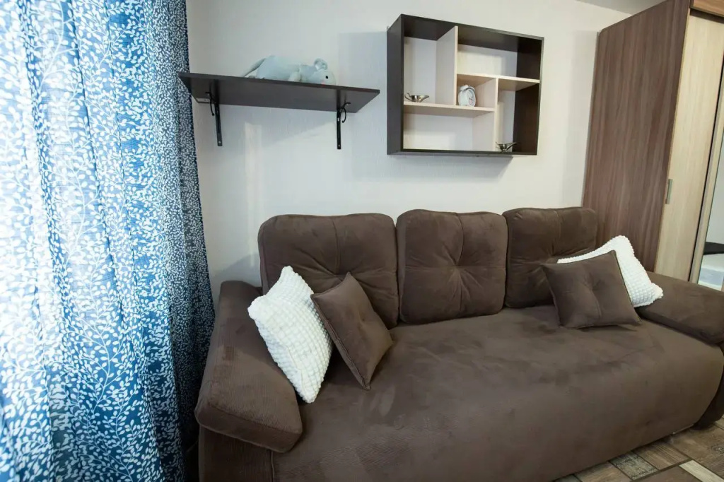 N .Ostrovskogo 23 Dvuhkomnatnye apartamenty naprotiv GorSada