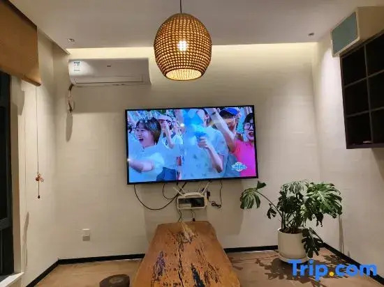Shitai Yingxiang Homestay (Guniujiang Scenic Area Branch)