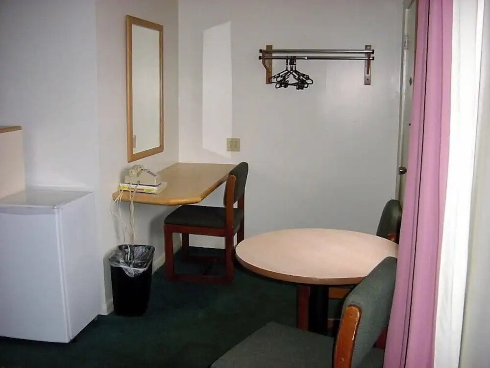Double A Motel