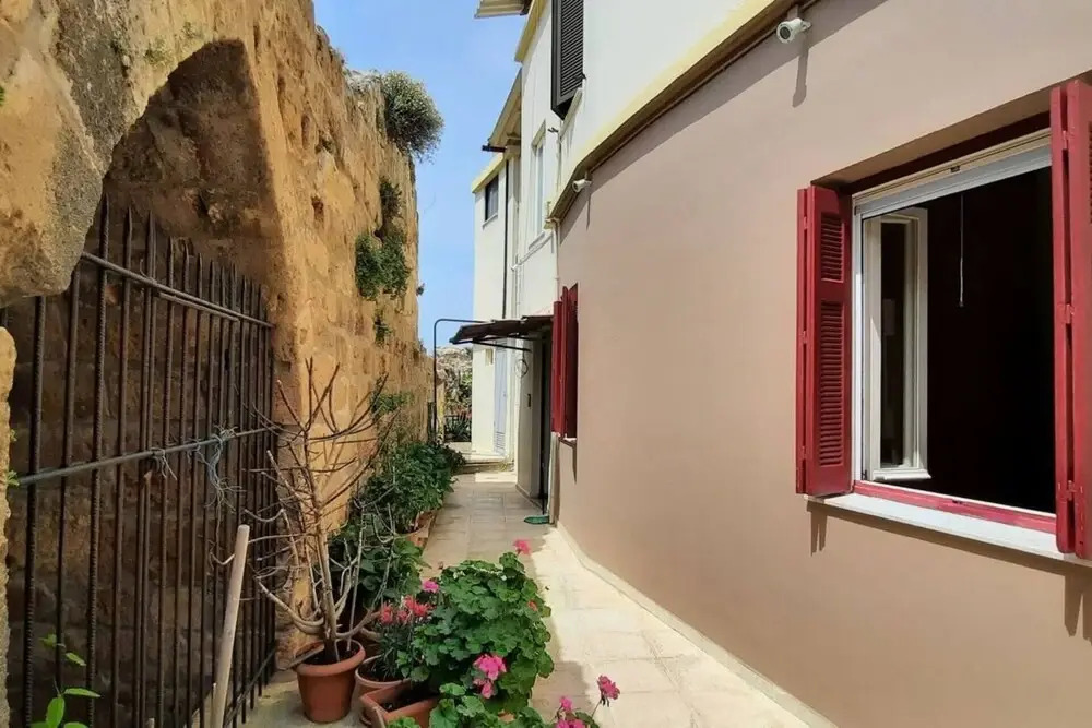 4 Guests - Veneris Residence Apartment in Chania