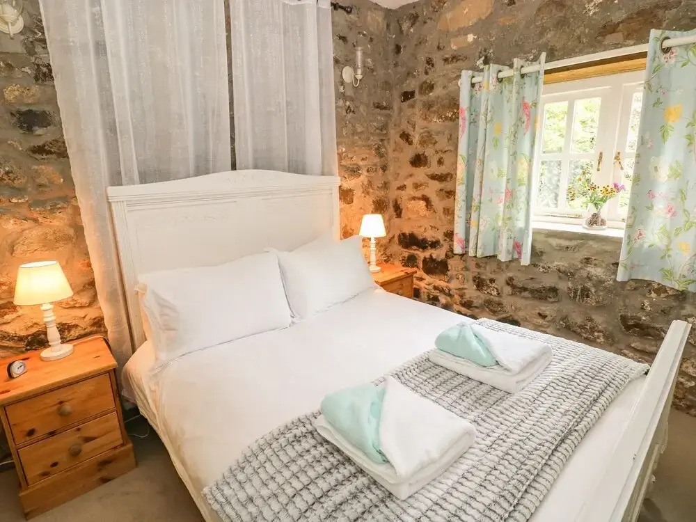 4 Rogeston Cottages