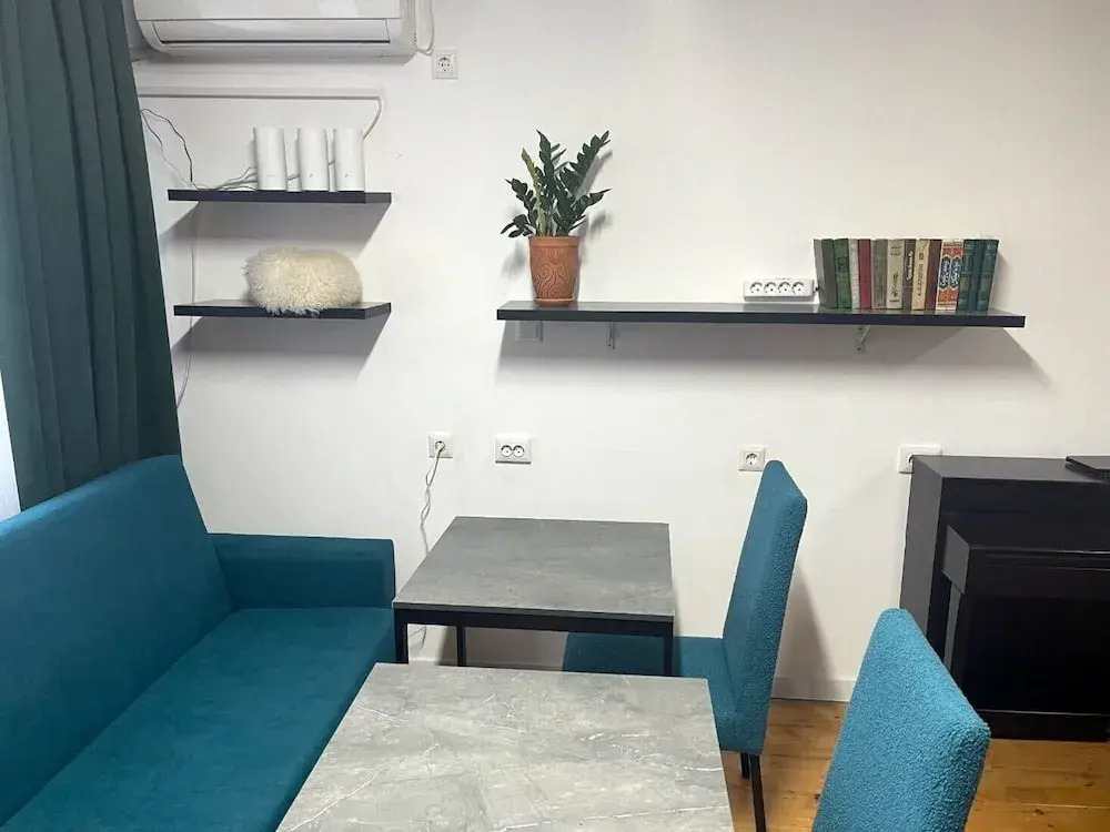 Family Guest House & Hostel