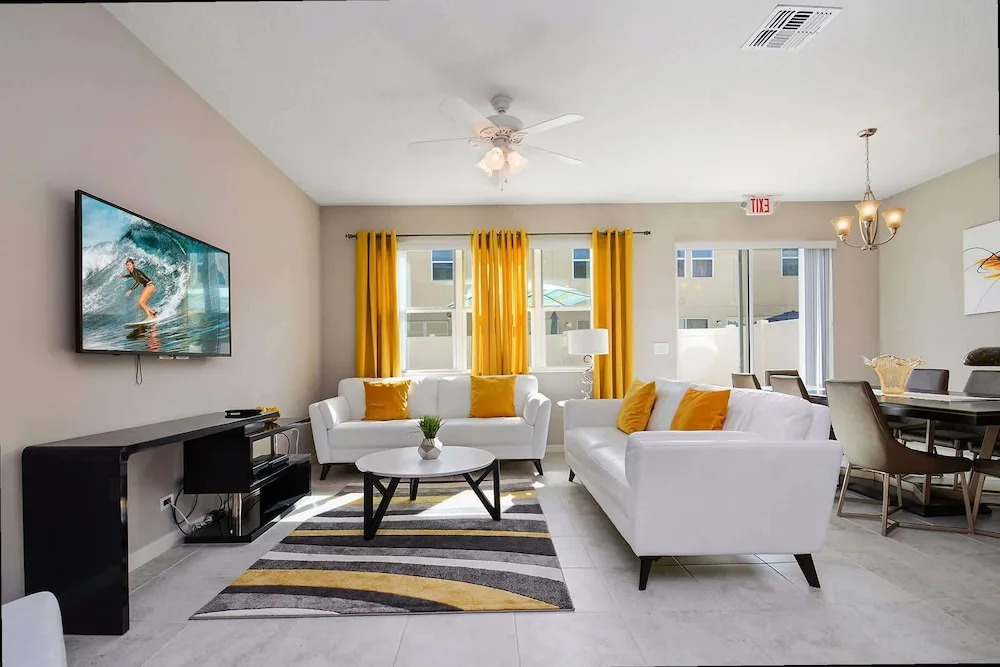 Modern 4BR Townhome Near Disney in Gated Resort