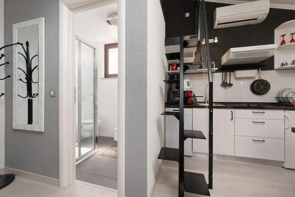 Apartments Miri Vrsar