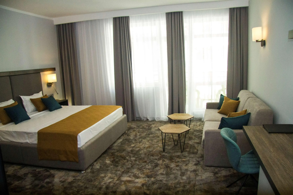Best Western PLUS Premium Inn