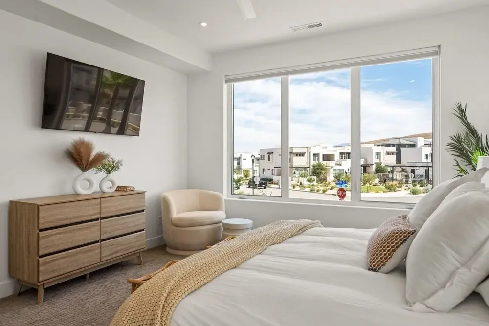 Oasis At Desert Color 5 Bedroom Home