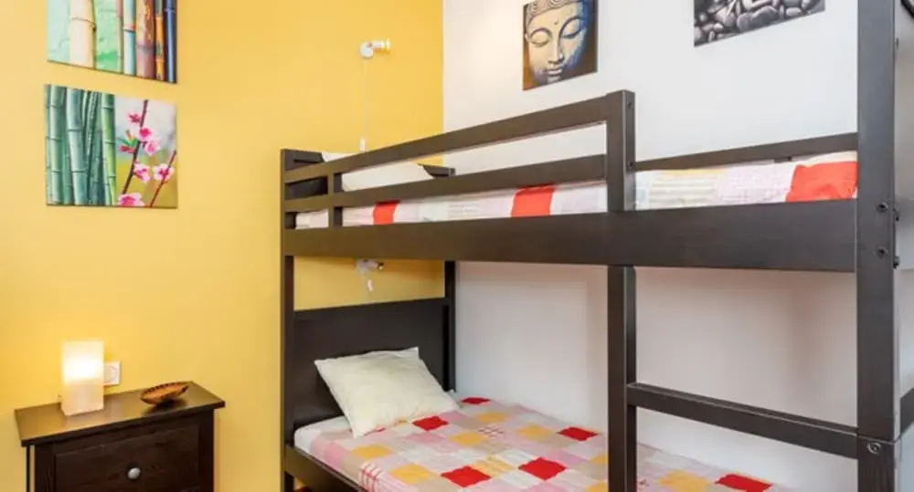 Apartment - 3 Bedrooms with Pool and WiFi - 107926