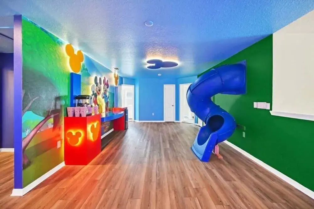 Everyones Family Fun Home, Slides In Kids Rooms 10 Bedroom Villa